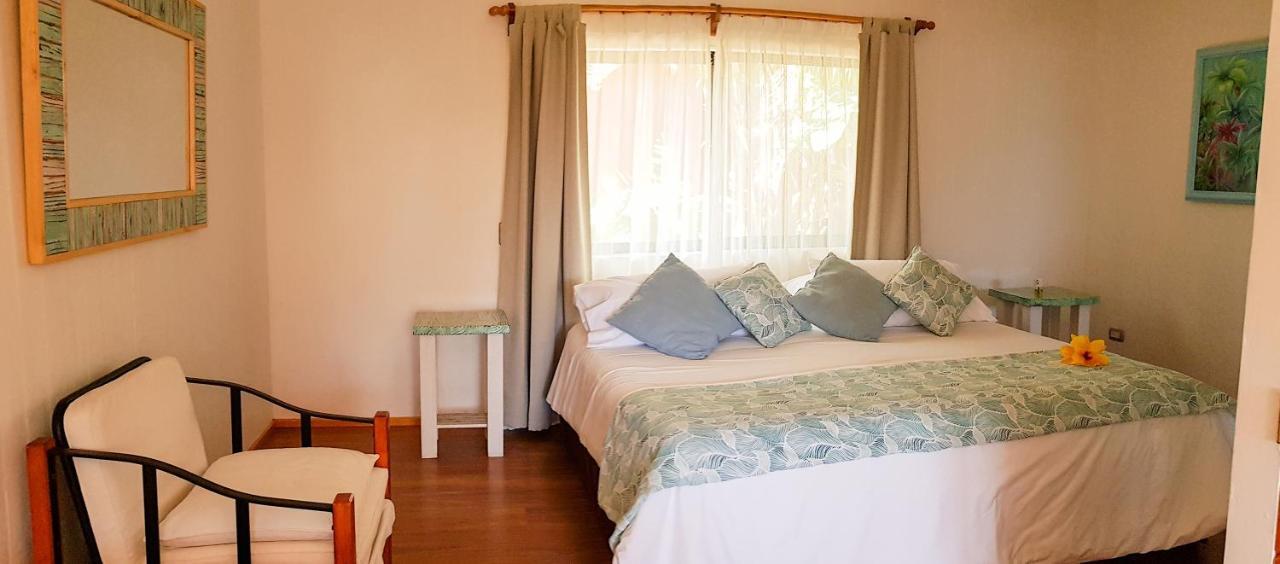 Pikera Uri Eco Lodge ハンガ・ロア エクステリア 写真