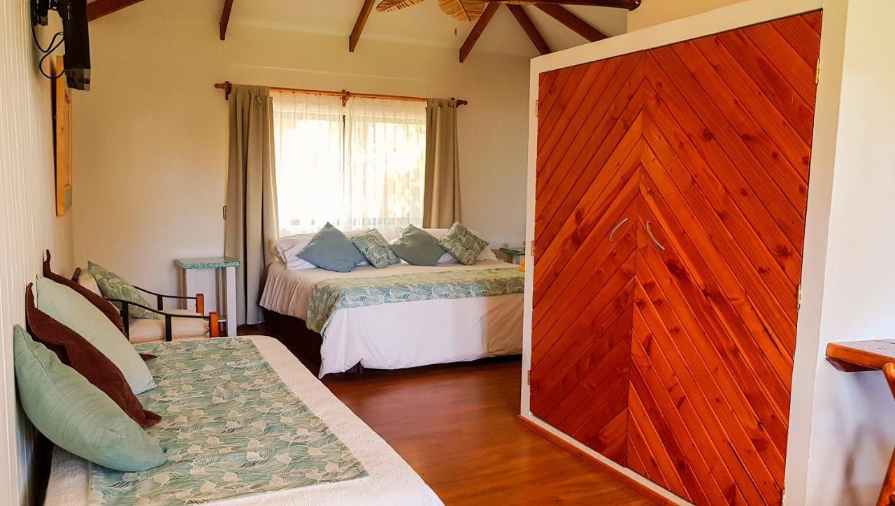 Pikera Uri Eco Lodge ハンガ・ロア エクステリア 写真