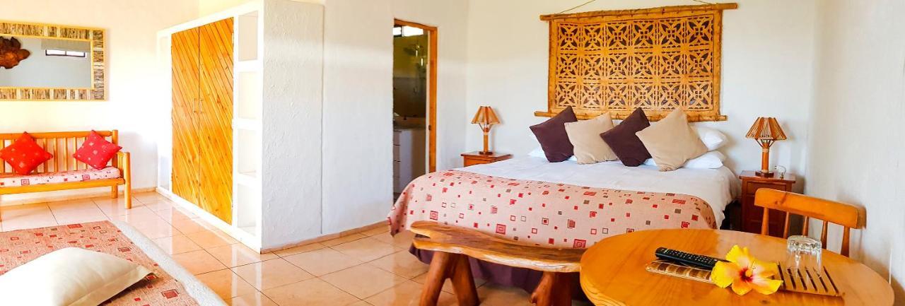 Pikera Uri Eco Lodge ハンガ・ロア エクステリア 写真