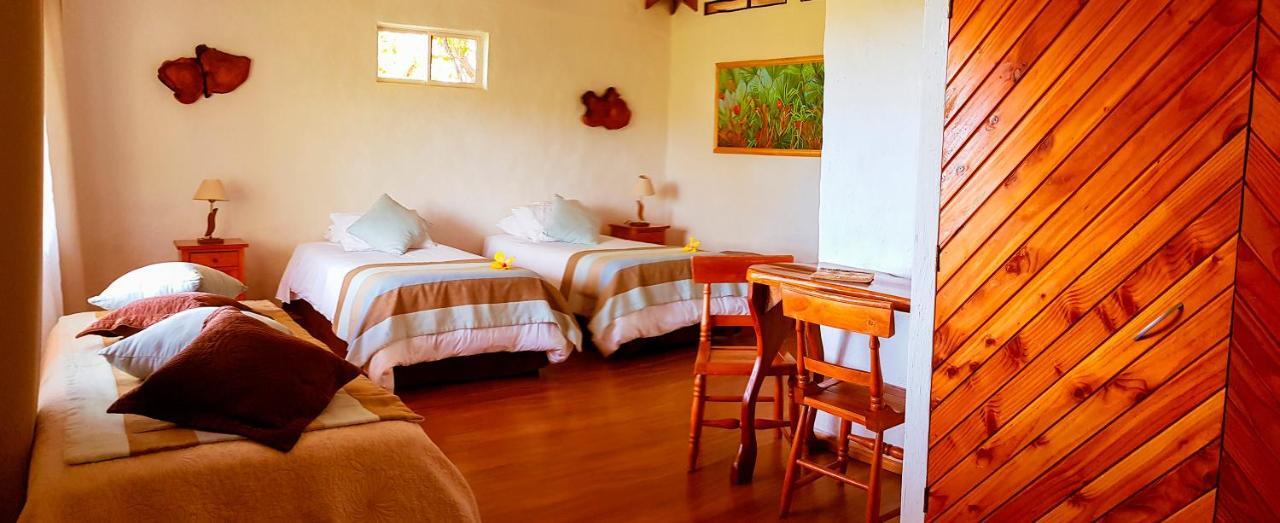 Pikera Uri Eco Lodge ハンガ・ロア エクステリア 写真