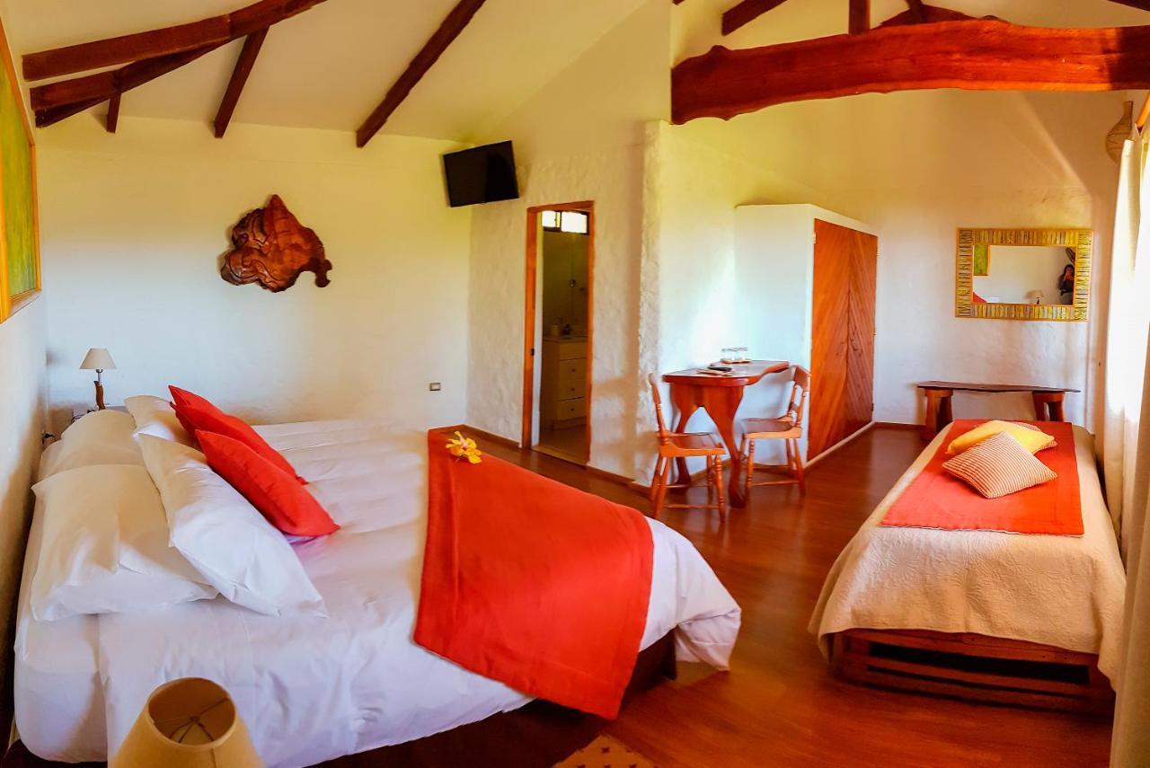 Pikera Uri Eco Lodge ハンガ・ロア エクステリア 写真